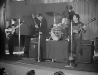 The Swinging Blue Jeans with an early AC50 and AC80/100 Foundation Bass