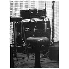 Tony Hicks at EMI studios with a small box (thick edged) AC50