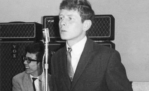 The Confederates with a thin edged AC50 and T60 speaker cabinet