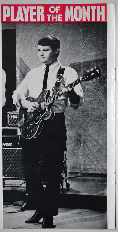 The Rocking Berries with a small box (thick edged) AC50